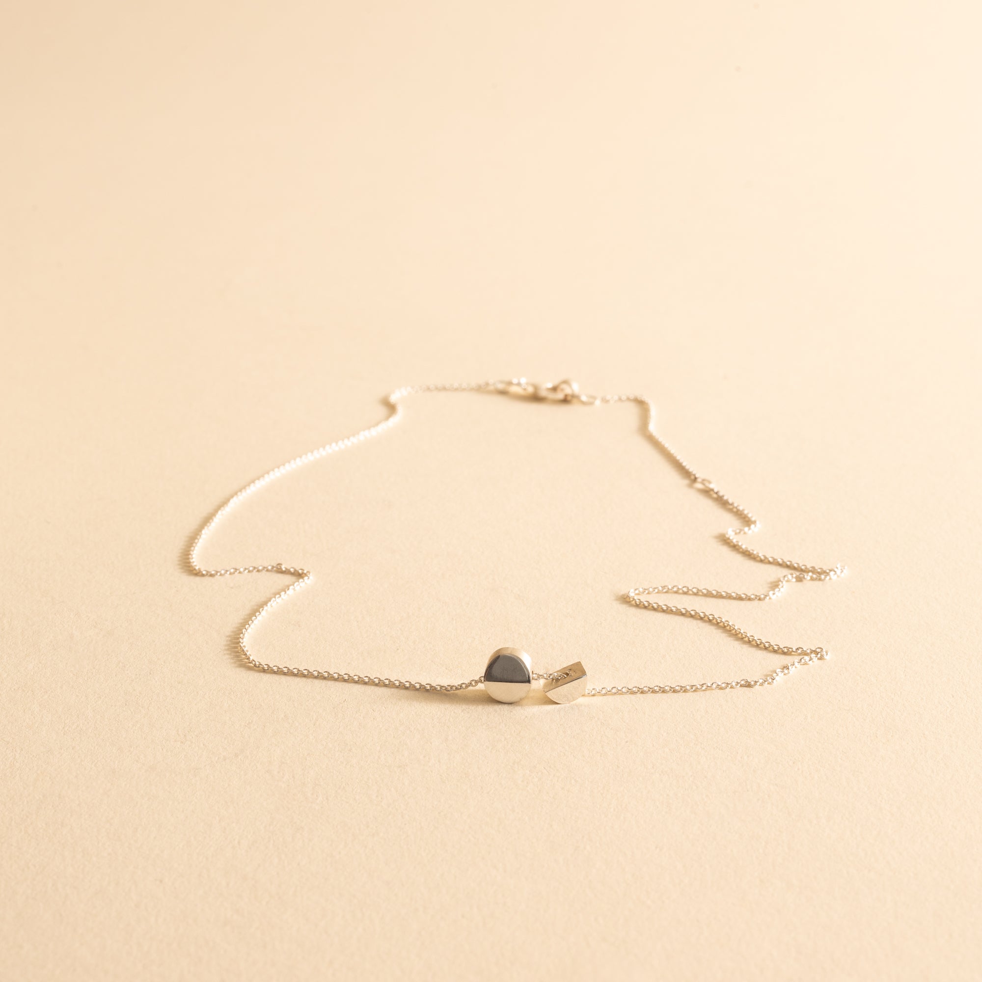 Mini Liz Necklace